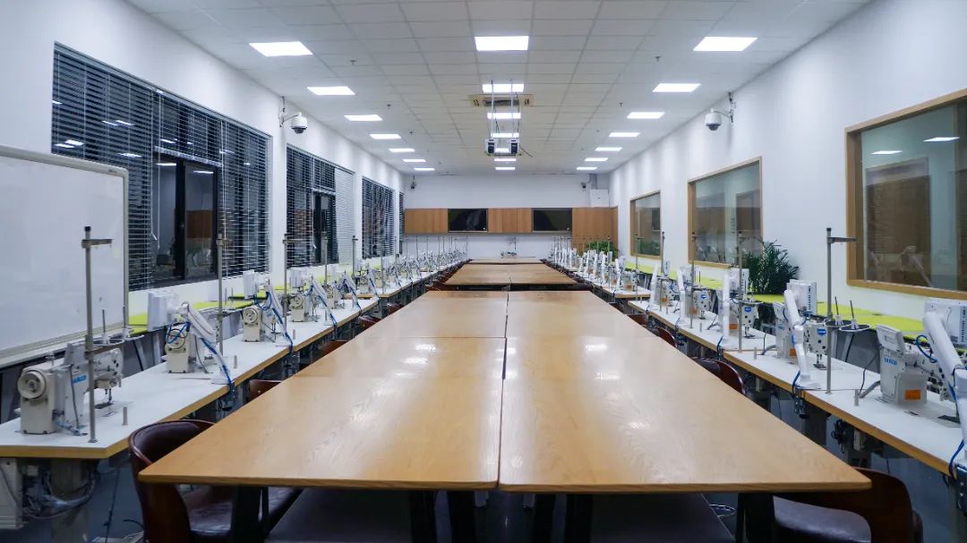 上海市群益職業技術學校2.jpg
